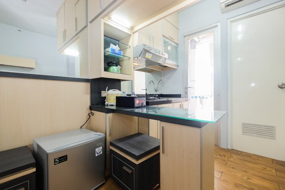 Джакарта: Cozy 2br Apartment at Gading Nias Residence