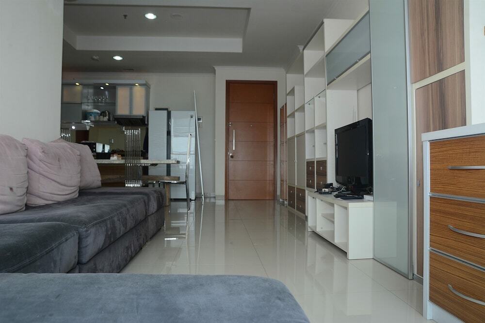 Джакарта: Big and Cozy 2BR Ancol Mansion Apartment