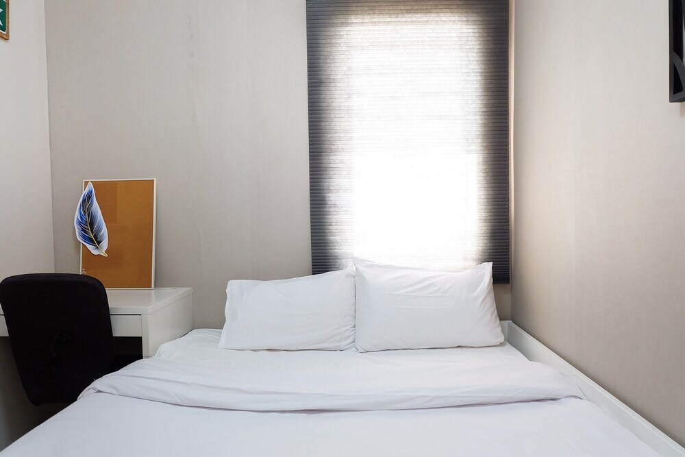Exclusive 3br Sea View Ancol Mediterania Apartment — фото 1