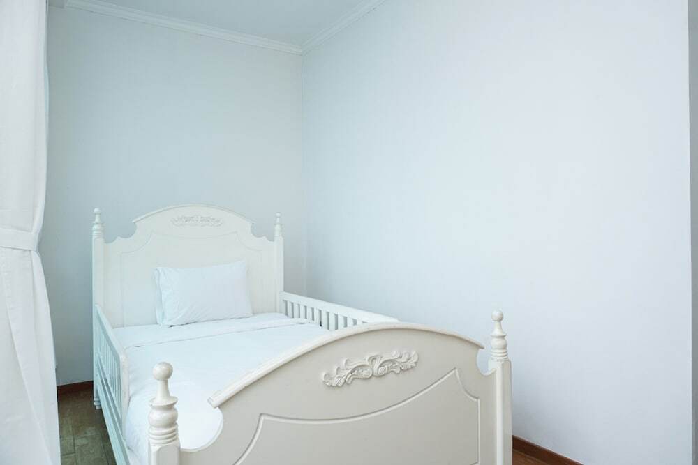 Джакарта: Big and Cozy 2BR Apartment at Ancol Mansion