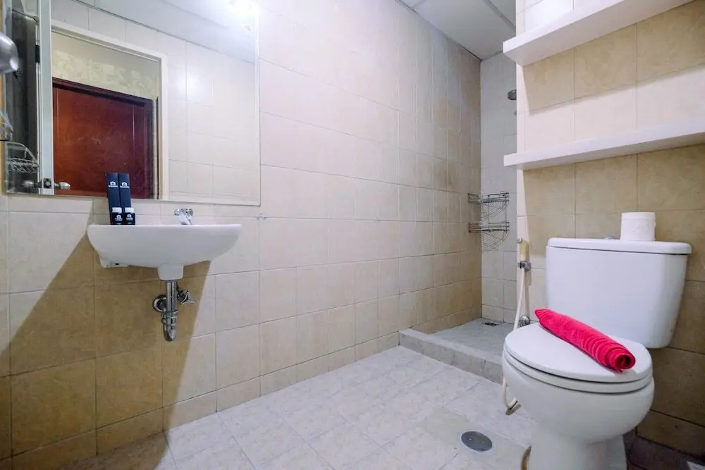 Джакарта: Comfy 2Br At Mediterania Marina Ancol Apartment