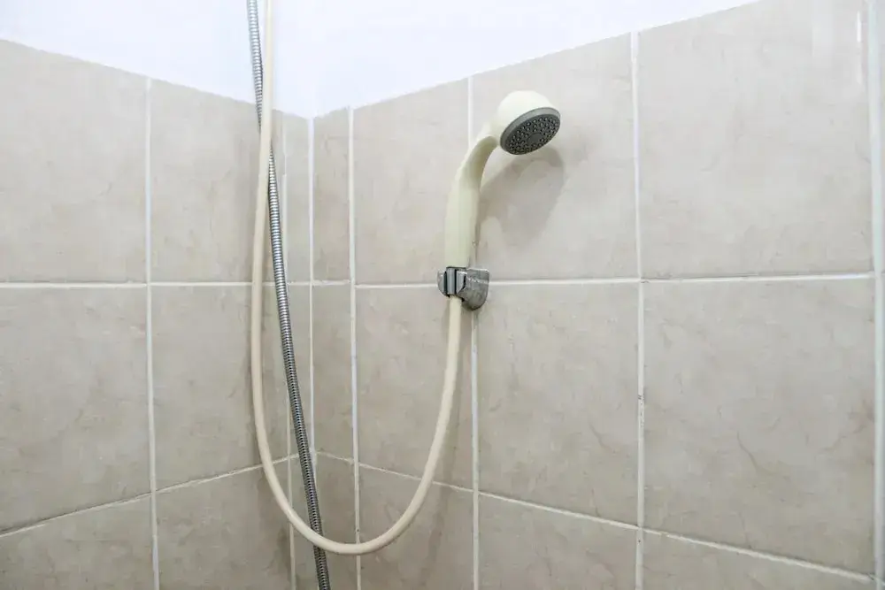 Джакарта: Clean and Cozy 2BR at Green Bay Apartment