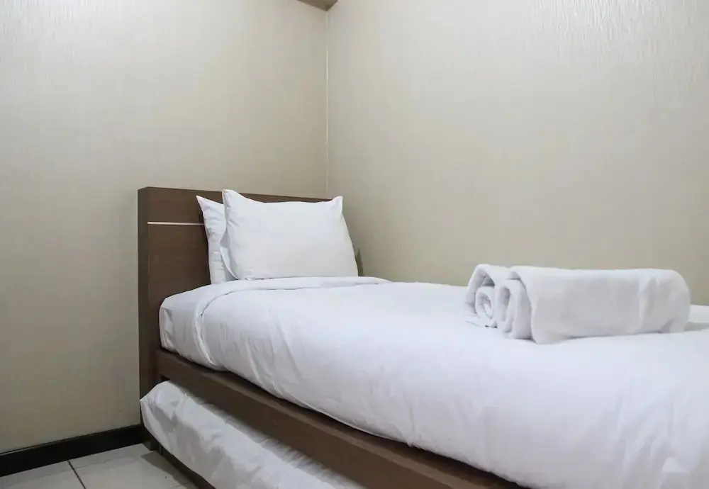 Джакарта: Clean and Cozy 2BR at Green Bay Apartment