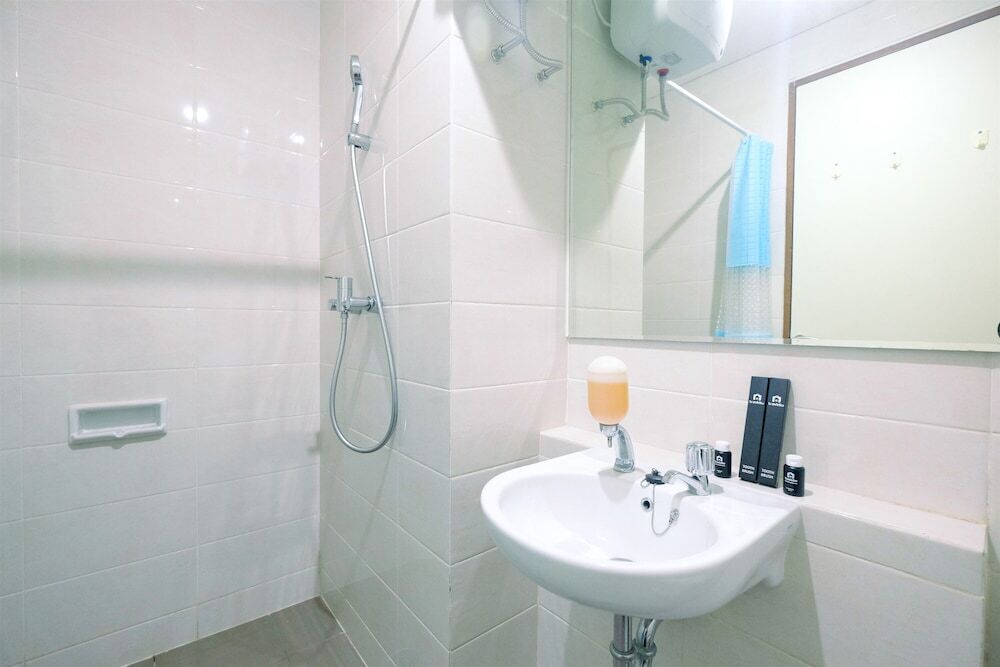 Джакарта: Cozy 1br at Green Bay Pluit Apartment