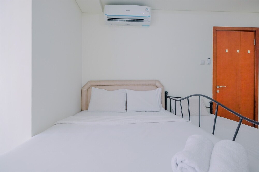 Джакарта: Cozy 1br at Green Bay Pluit Apartment