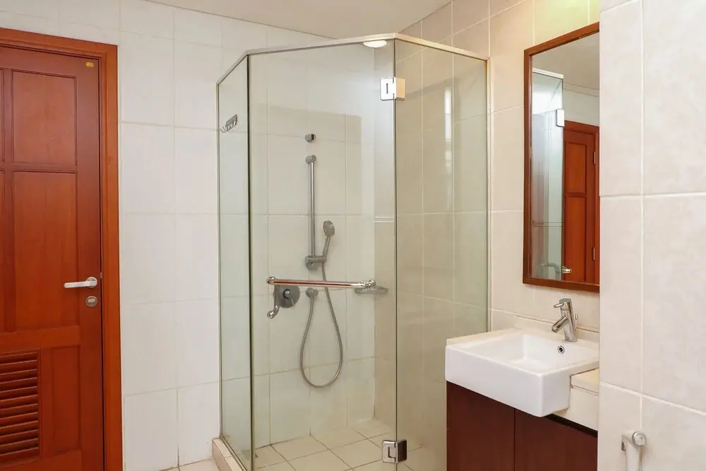 Джакарта: Spacious 1BR Apartment at 1 @ Cik Ditiro Apartment