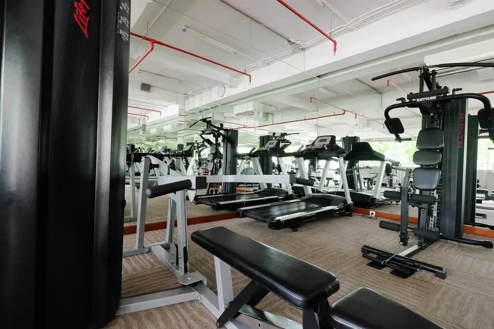 Джакарта: Chic and Compact Studio Apartment at Capitol Park Residence