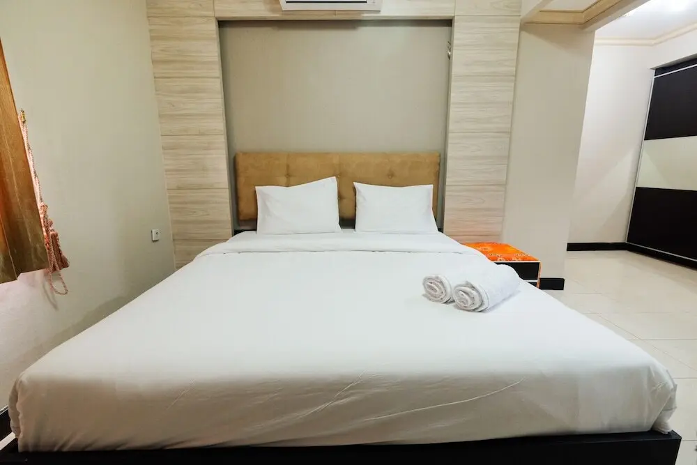 Джакарта: Cozy And Elegant 1br Apartment at Mediterania Boulevard