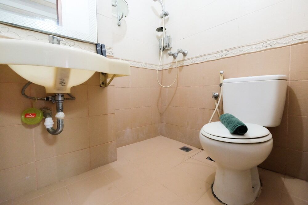 Джакарта: Cozy And Elegant 1br Apartment at Mediterania Boulevard
