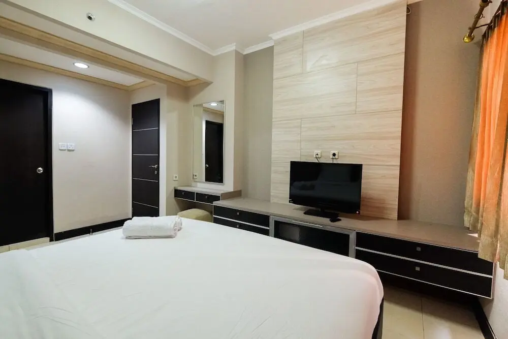 Джакарта: Cozy And Elegant 1br Apartment at Mediterania Boulevard