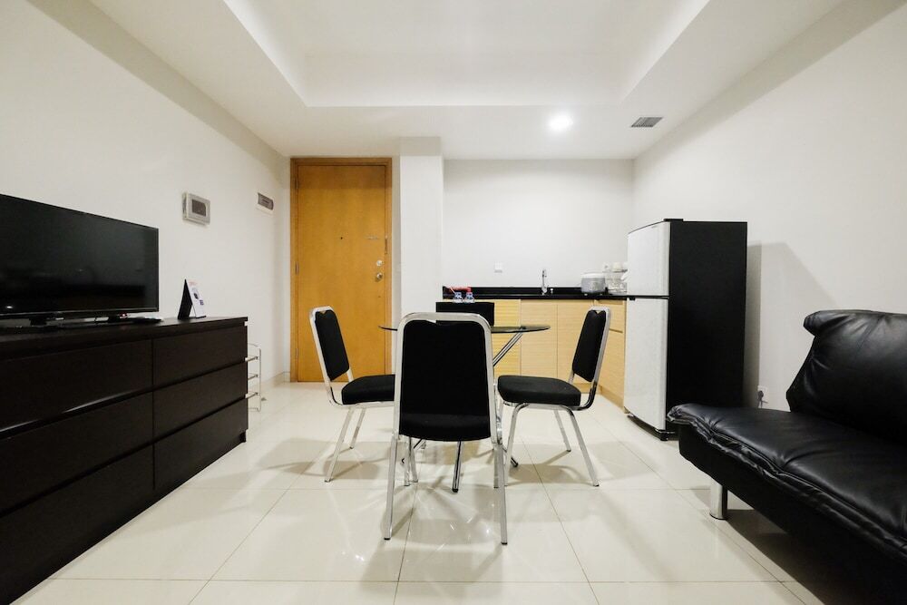 Джакарта: 1BR with City View @ The Mansion Kemayoran Apartment
