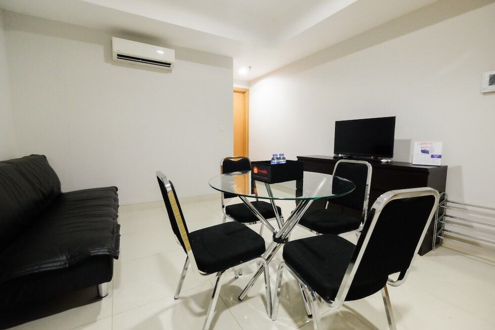 Джакарта: 1BR with City View @ The Mansion Kemayoran Apartment