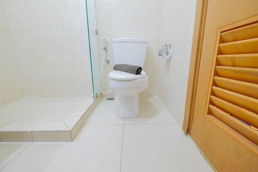 Джакарта: Relaxing 2BR at The Mansion Kemayoran Apartment