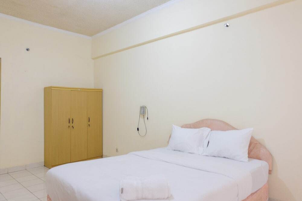 Джакарта: Homey 1BR at Puri Kemayoran Apartment