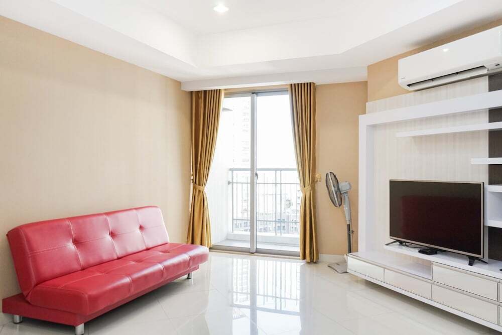 Джакарта: Cozy 2BR Apartment at The Mansion Kemayoran