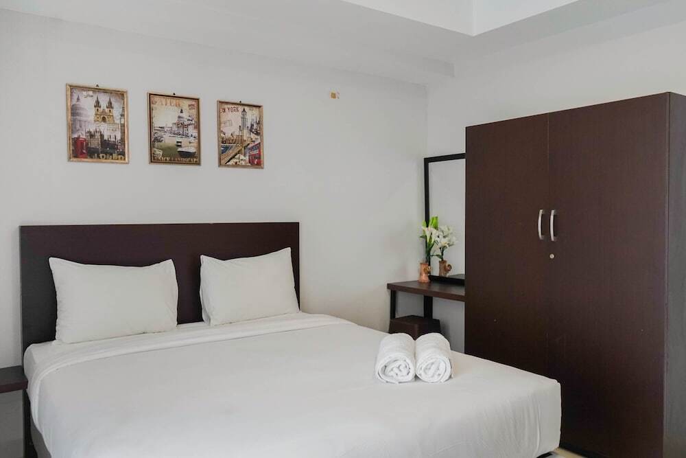 Джакарта: Modern 1BR Apartment at The Mansion Kemayoran