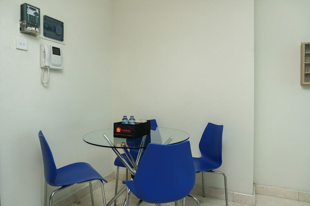 Джакарта: Simply Furnished 2br @ Puri Orchard Apartment