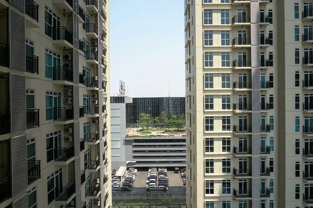 Homey Fully Furnished Studio Puri Orchard Apartment — фото 1