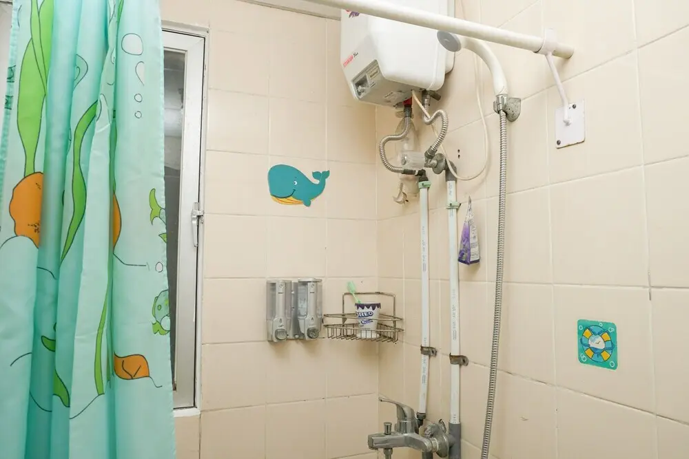 Джакарта: 2BR near Toll Soeta Airport at City Park Apartment