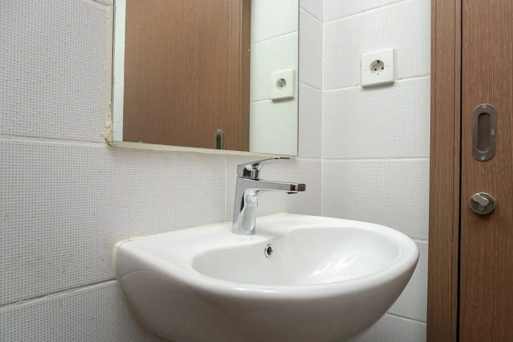 Джакарта: Cozy Puri Orchard Cedar Heights 1Br Apartment