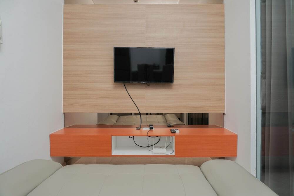 Джакарта: Pleasant 1br Apartment at Puri Orchard