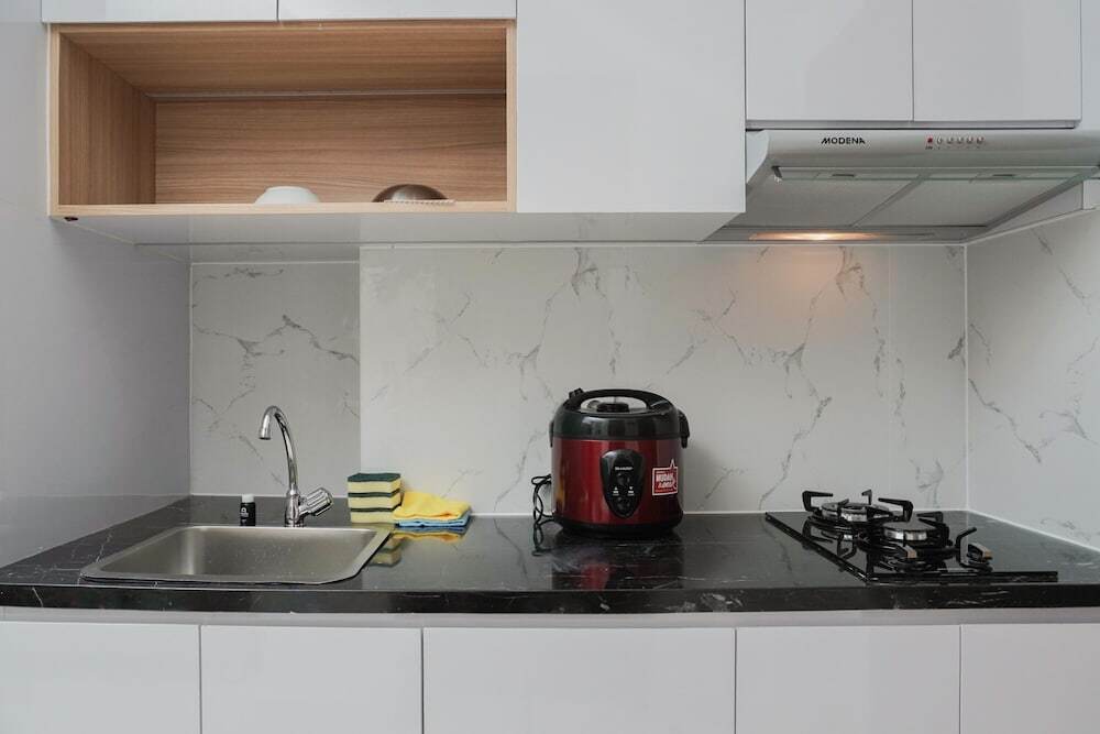 Джакарта: Pleasant 1br Apartment at Puri Orchard