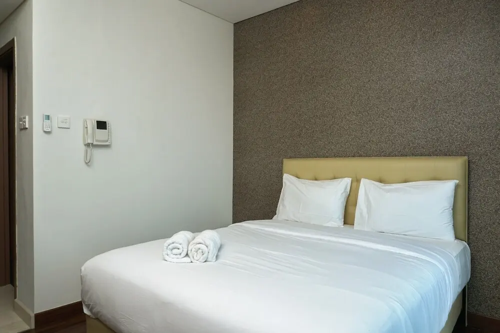 Джакарта: City View Studio Apartment at Puri Orchard