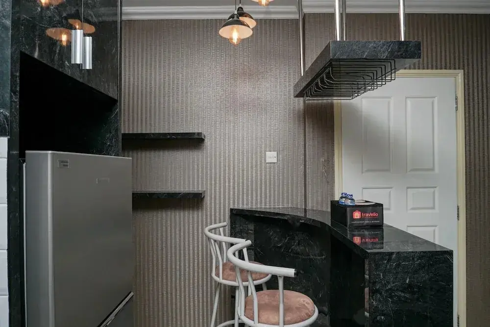 Джакарта: 2BR at City Resort Apartment near Airport Soetta