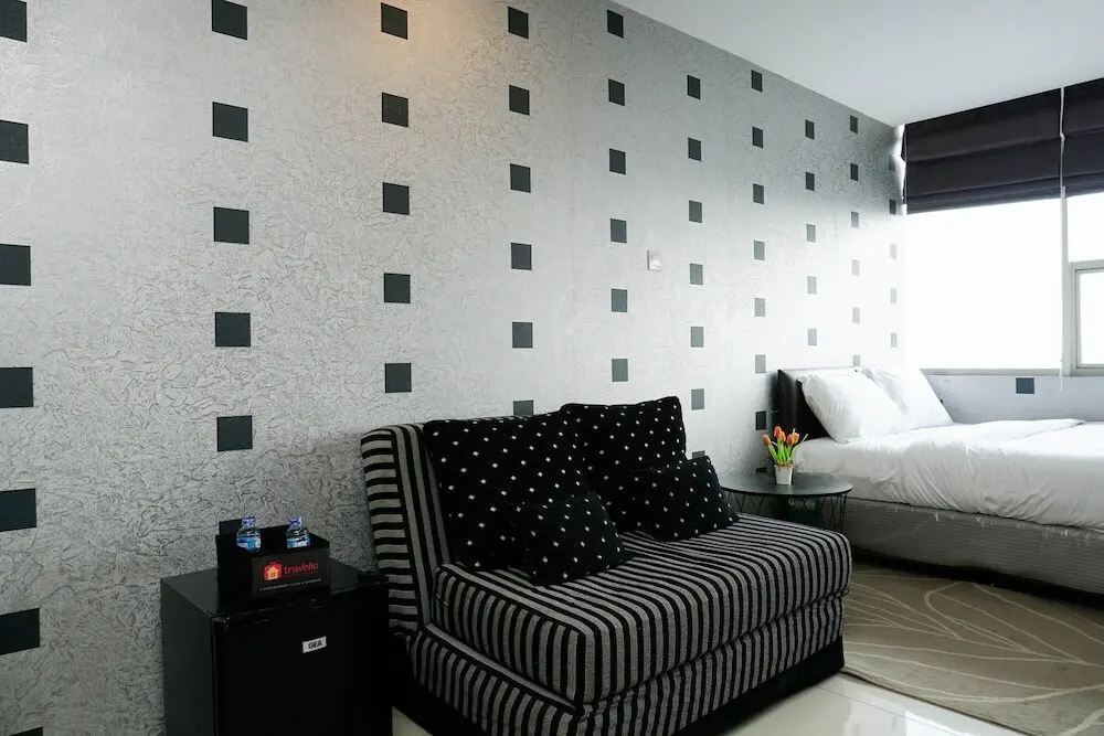 Джакарта: Spacious Studio at Pasar Baru Mansion Apartment