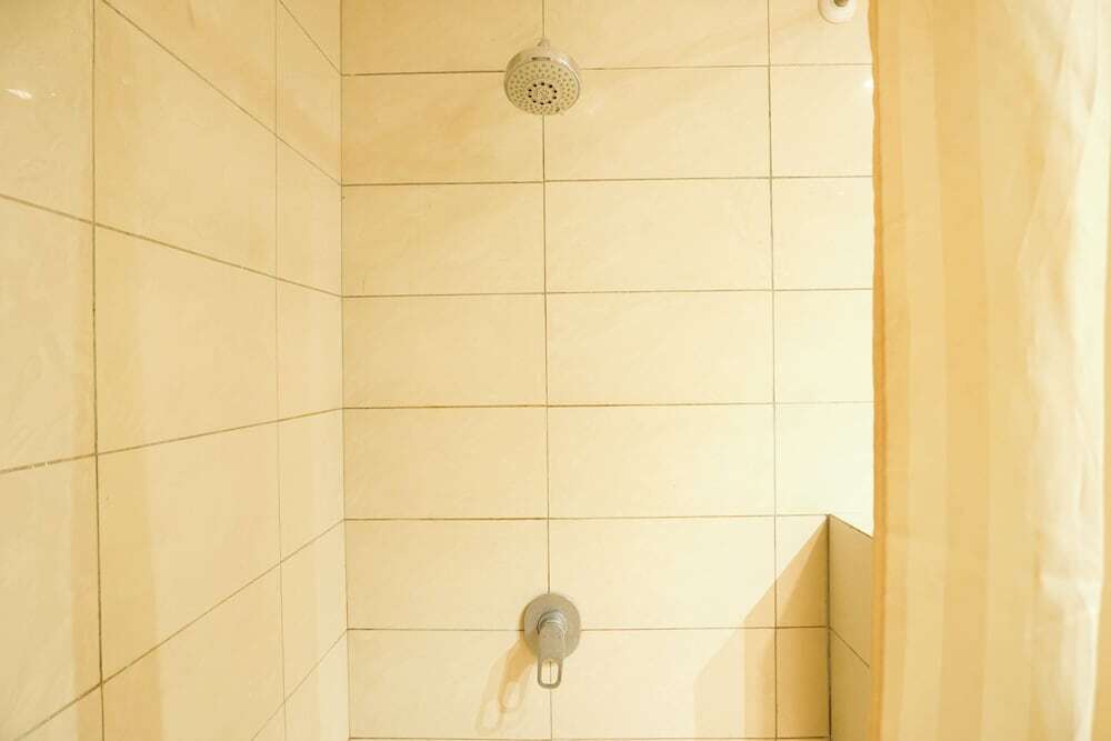Джакарта: Spacious Studio at Pasar Baru Mansion Apartment