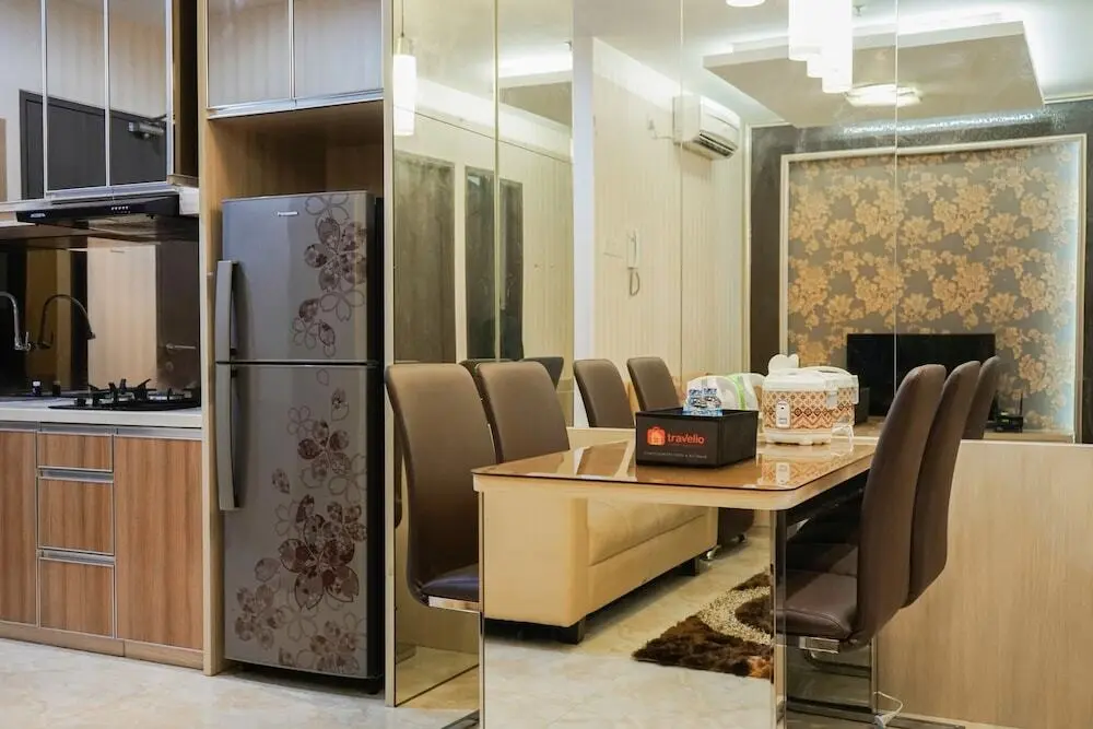 Джакарта: Homey 2BR at Pasar Baru Mansion Apartment