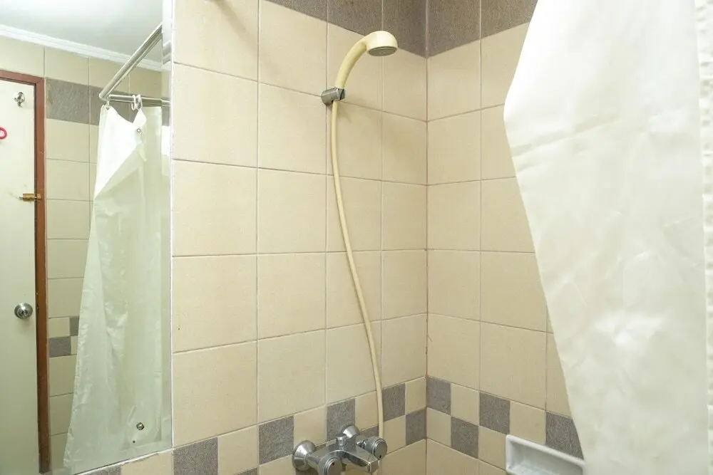 Джакарта: Spacious And Convenient 3br at Pangeran Jayakarta Apartment