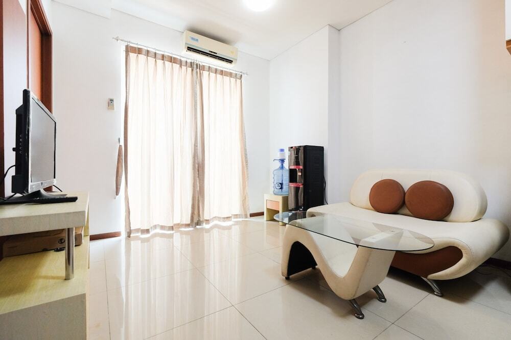 Джакарта: Compact Minimalist 1BR Apartment at Thamrin Residence