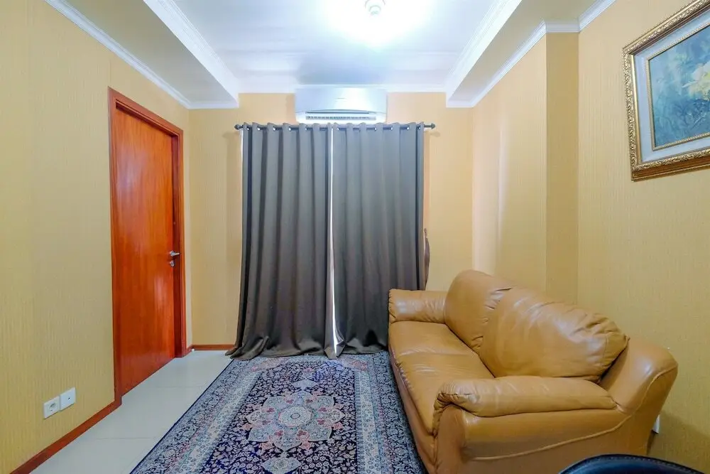 Best Location 1BR Apartment at Thamrin Residence — фото 1