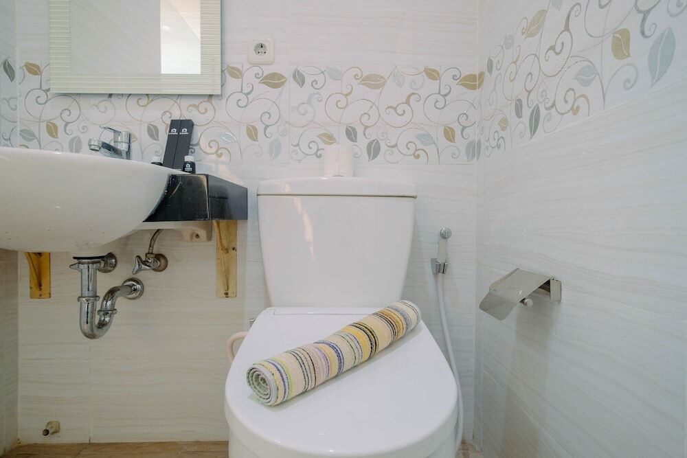 Джакарта: Elegant and Spacious 3BR Apartment Kintamani Condominium