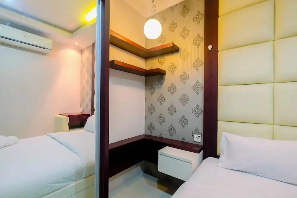 Джакарта: Homey 2BR Cervino Village Apartment