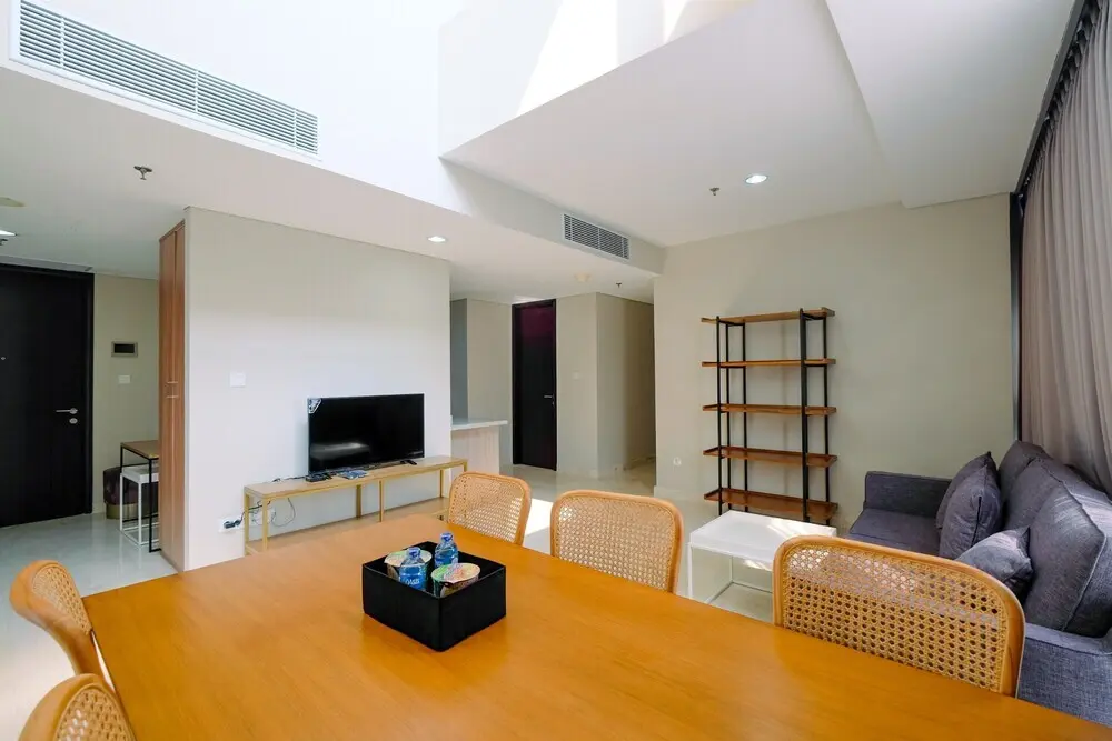 Джакарта: Luxury 2BR + 1BR at Ciputra World 2 Apartment