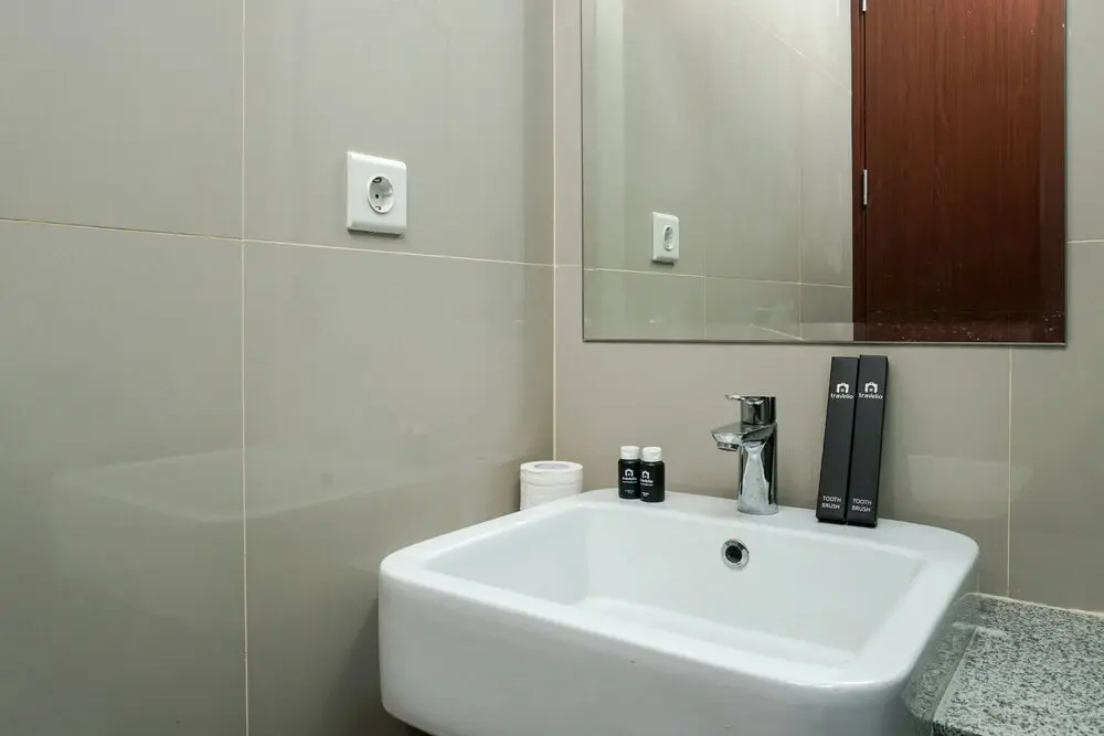 Джакарта: Fabulous 2BR Lucky Tower Apartment