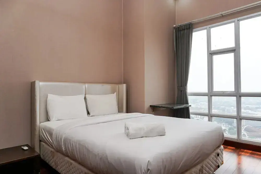 Джакарта: Fabulous 2BR Lucky Tower Apartment