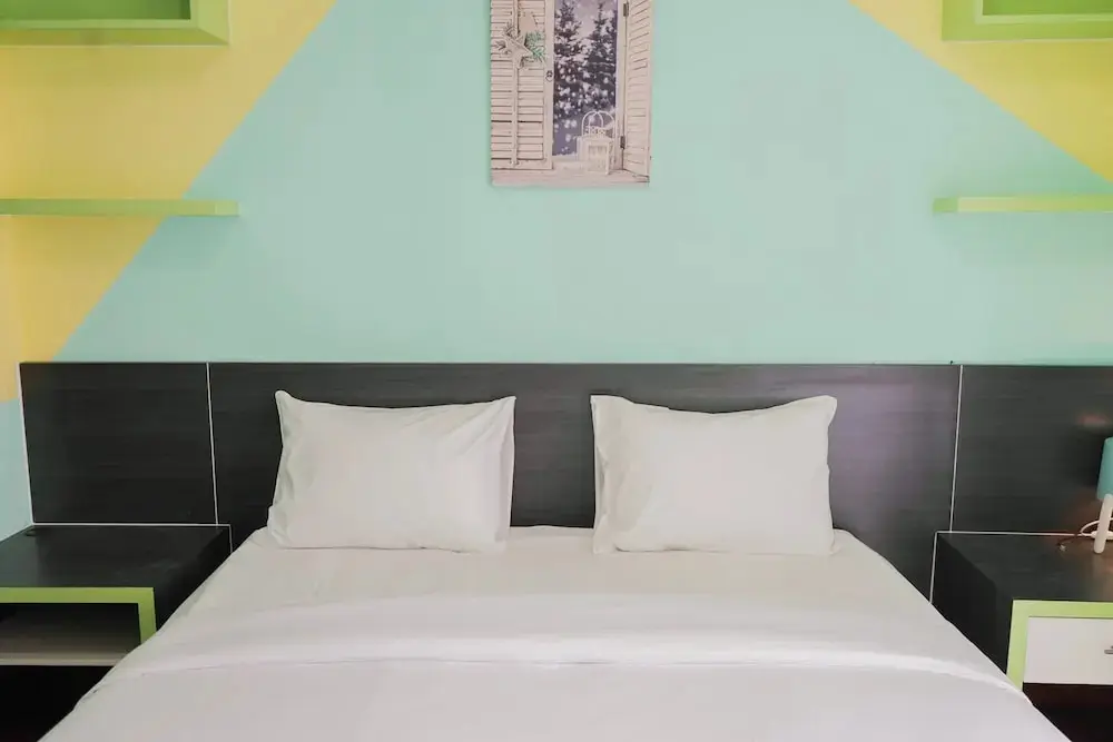 Джакарта: Elegant and Comfy 1BR Green Central City Apartment