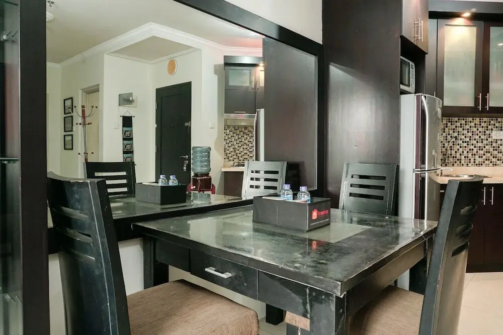 Джакарта: The Convenient 2br Apartment at Jakarta Residence