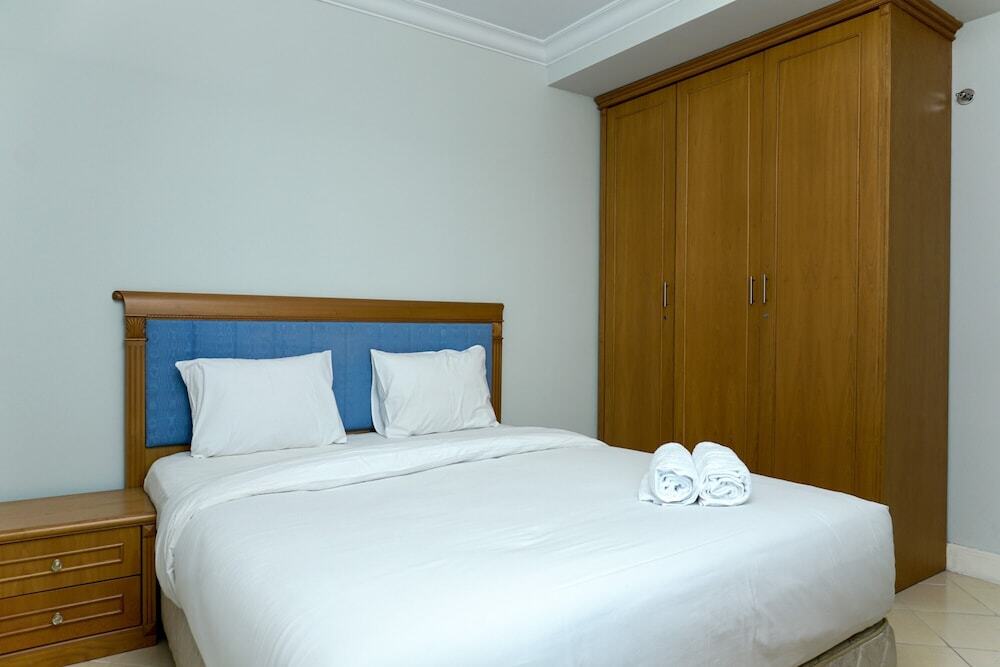 Джакарта: Best Price 3BR at Batavia Apartment