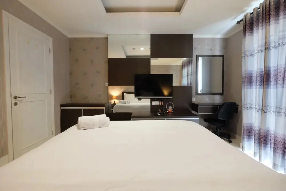 Джакарта: Modern and Gorgeous 1BR The Boulevard Apartment