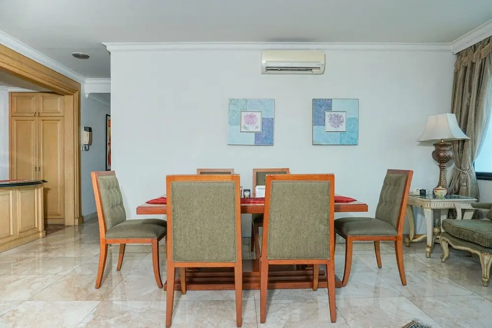 Джакарта: Good Location 2BR at Park Royale Apartment