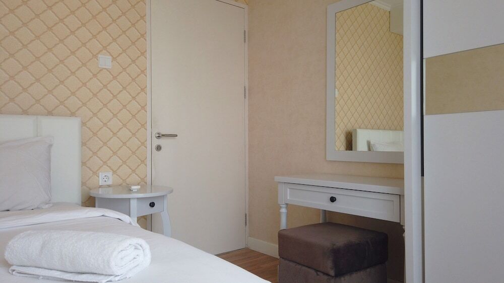 Бандунг: Deluxe 3BR Apartment with City View at Landmark Residence