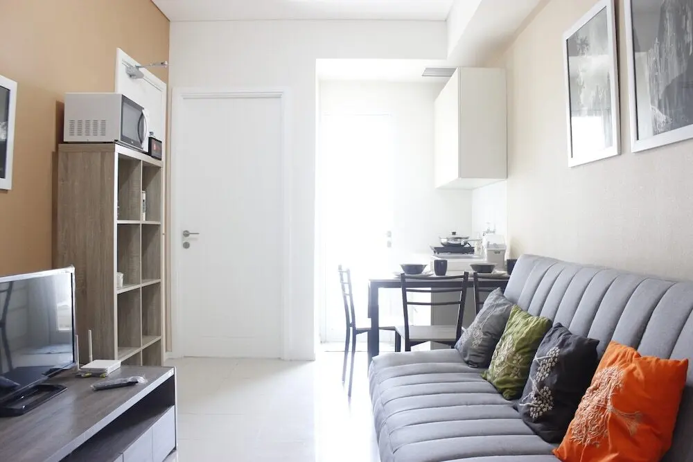 Бандунг: Warm 2BR Apartment at Parahyangan Residence