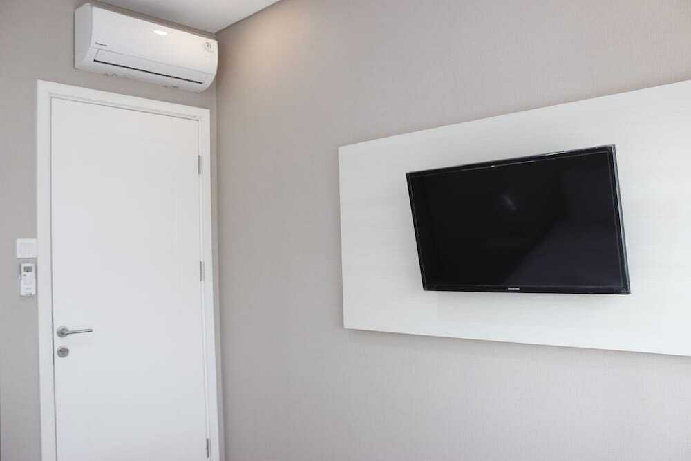 Бандунг: Luxurious 1BR Apartment @ Parahyangan Residence