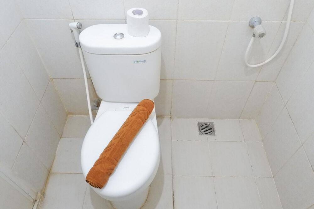 Сурабая: Comfy and Relaxing Studio Apartment at Educity Pakuwon By Travelio