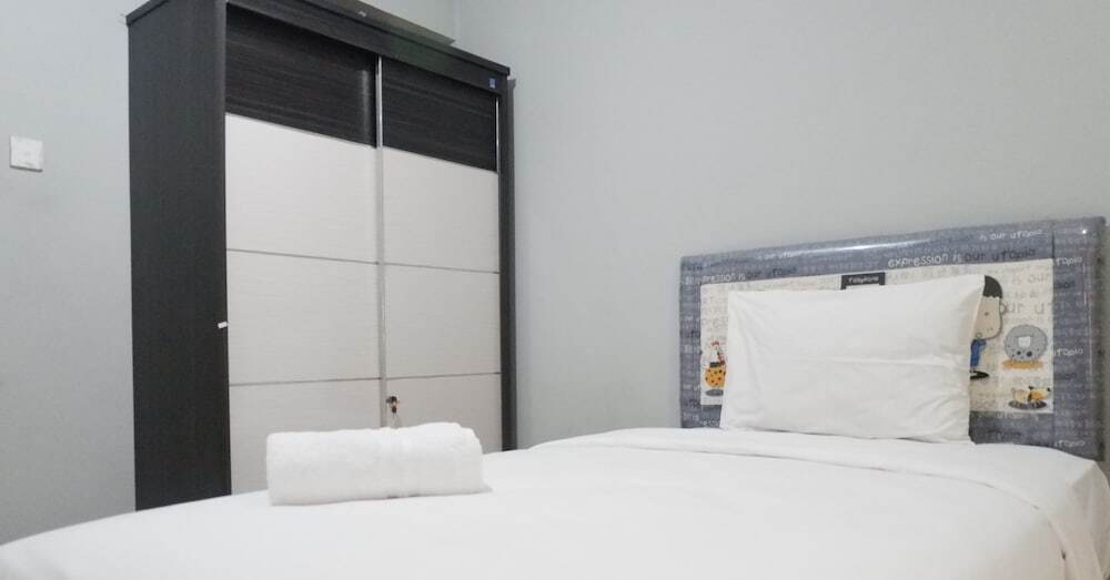 Сурабая: Comfy and Relaxing Studio Apartment at Educity Pakuwon By Travelio