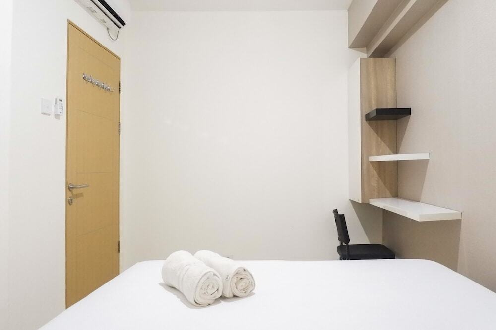 Сурабая: Peaceful 2BR Apartment at Educity Pakuwon